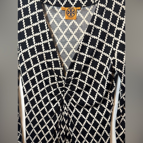 Tory Burch Dress Size S Silk Shift V Neck Ruched Geo Diamond Print Size 4 - Picture 2 of 7